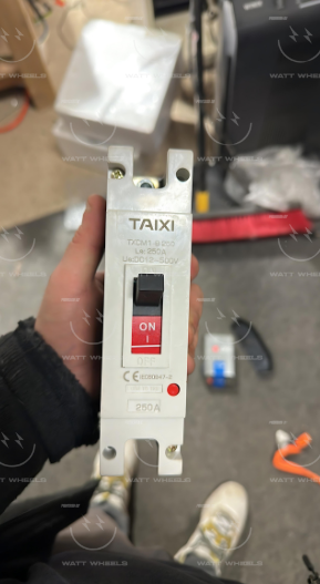 250A Breaker