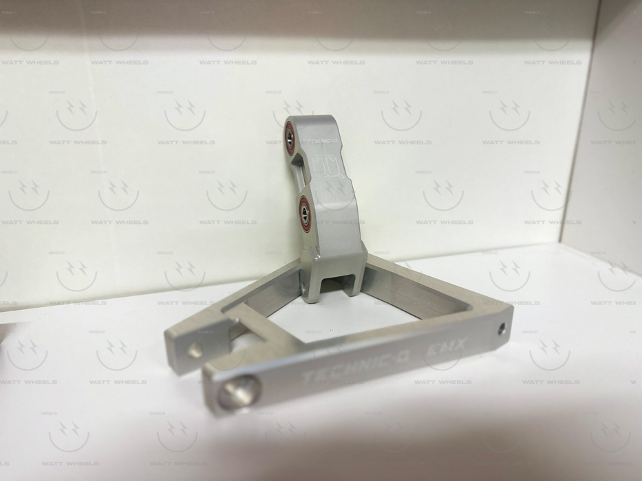 Linkage and Triangle